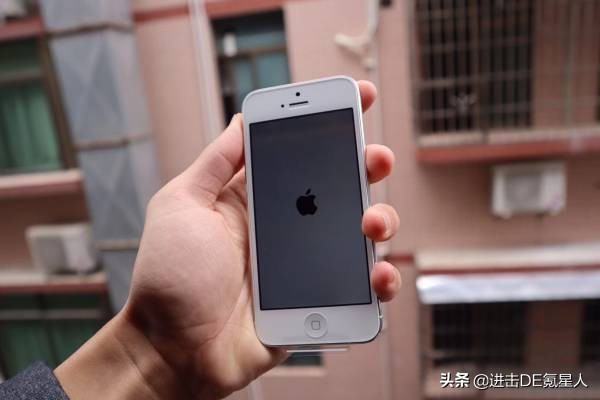 iPhone 6 变成过去时，用 iPhone 6 的青春年少绝不远去