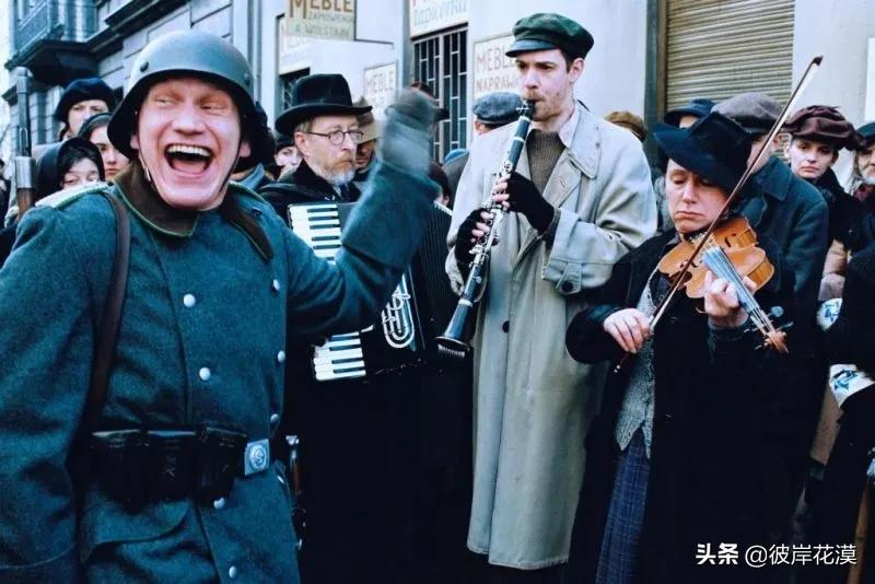 那么多表现二战的电影,《钢琴家》凭啥得分这么高?