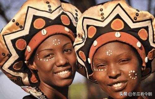 “一夫多妻”的非洲部落，娶妻无需女性同意，一头牛就可迎娶入门