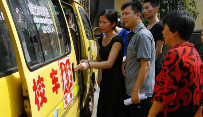痛心！广西4岁儿童在校车内闷死，该涉事幼儿园已停业