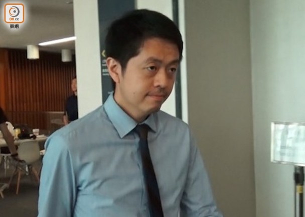 港媒：潛逃亂港分子許智峰匯豐賬戶凍結又解凍，已將錢轉走