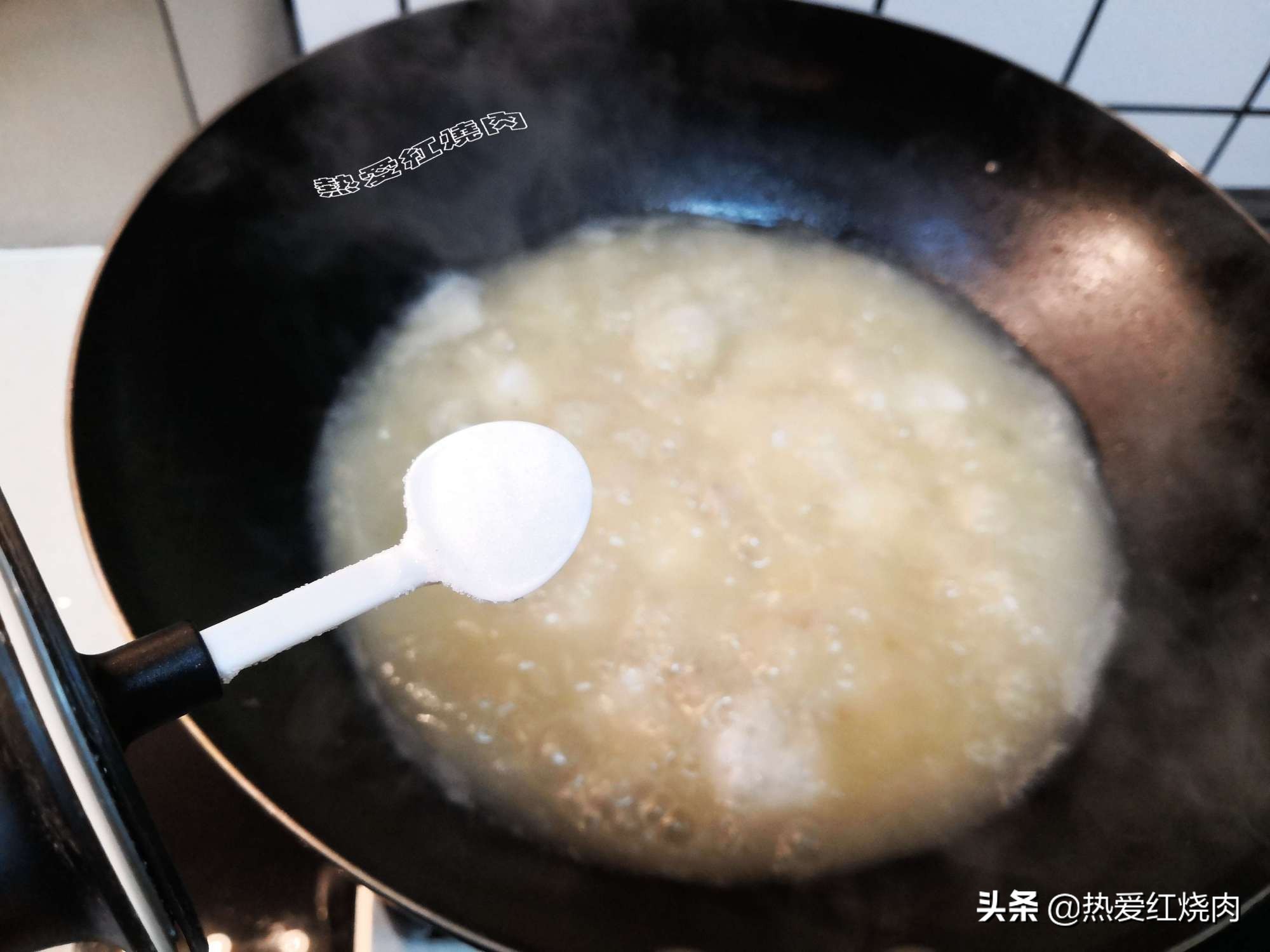 28元買了條大草魚，做成魚丸一大鍋，口感Q彈無添加一點也不腥