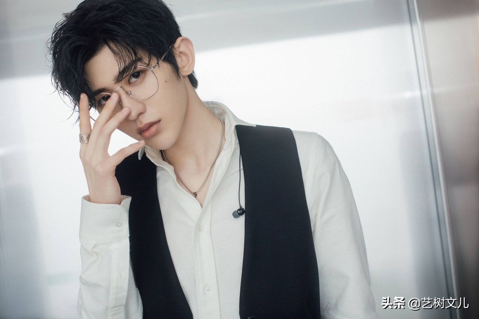 尝到了综艺的甜头，蔡徐坤成“综艺咖”？他还