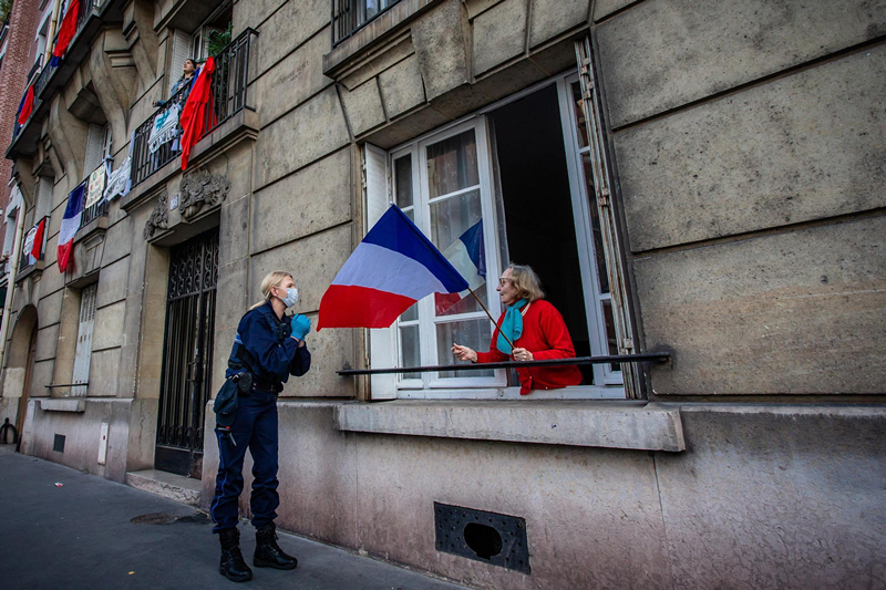 歐洲疫情反彈，默克爾�急哭了�，馬克龍感染了