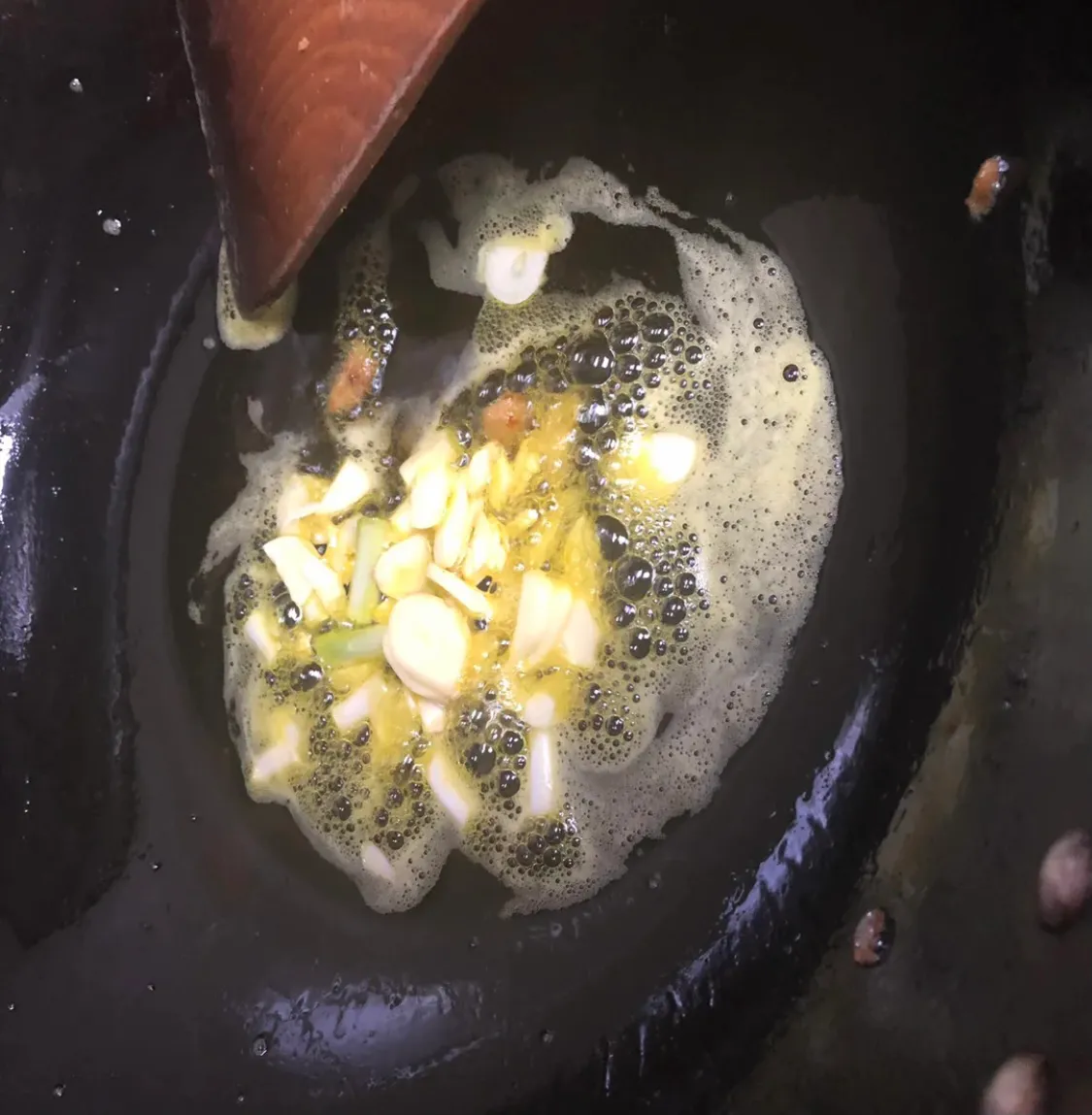 家常菜:青椒炒肉 美食做法 第7张 家常菜:青椒炒肉 美食做法 第7张