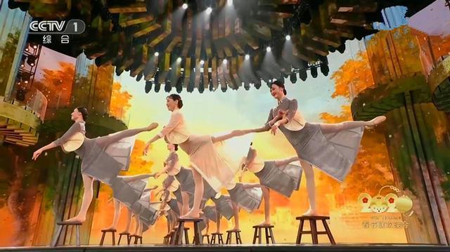 终于等到周杰伦，“全场最忙”黄子韬！2021春晚，难忘今宵