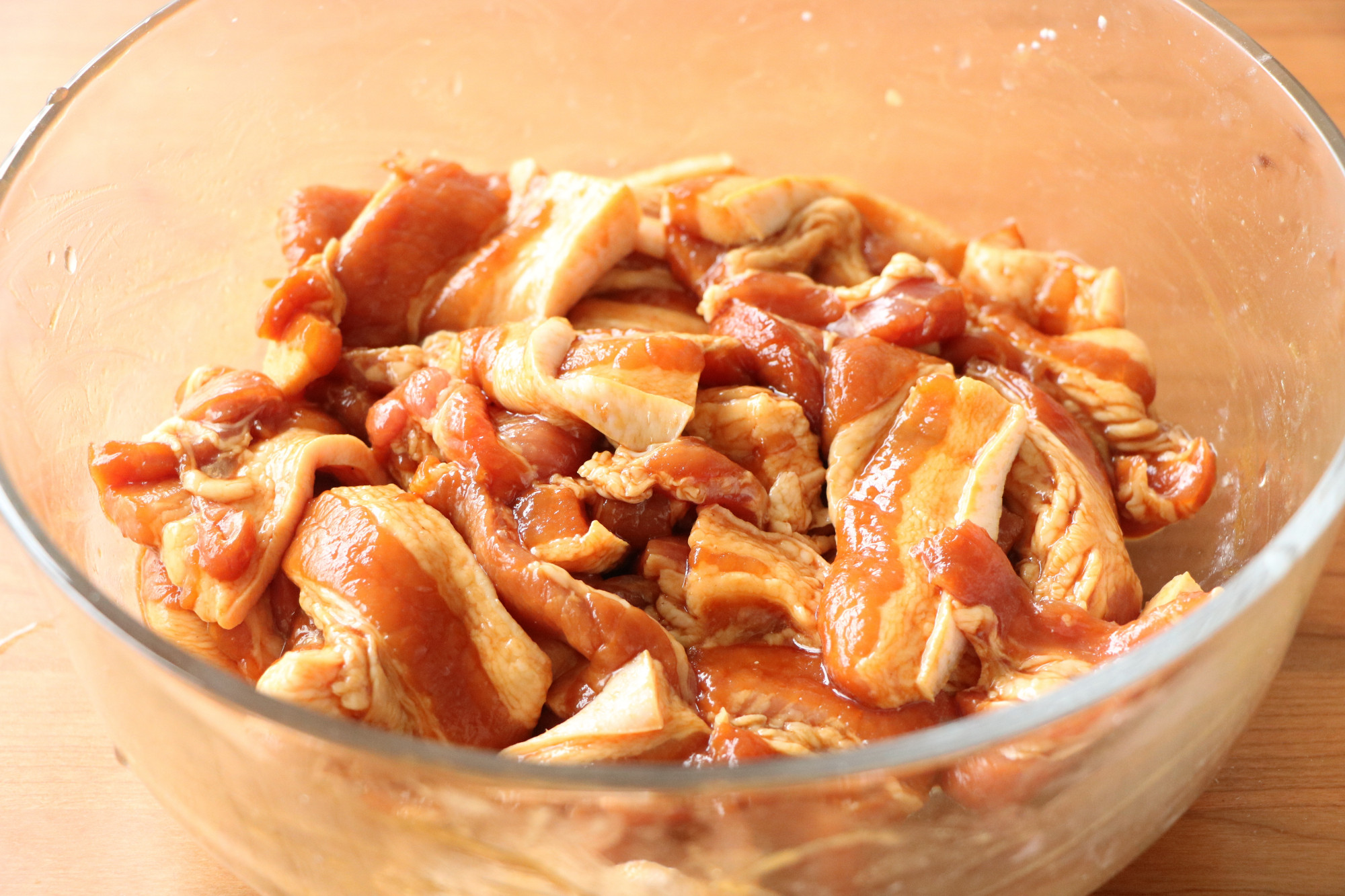 五花肉加上半碗大米，這樣吃不加一滴油，蒸一蒸，好吃不油膩