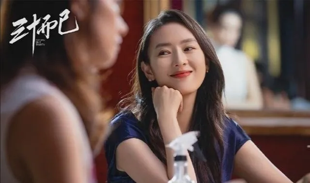 《三十而已》6大关键细节，梁正贤的渣早有伏笔