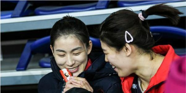 官宣 女排集训时间延期10天 和李盈莹刁琳宇有关 皆大欢喜 体育 爆资讯新媒体平台