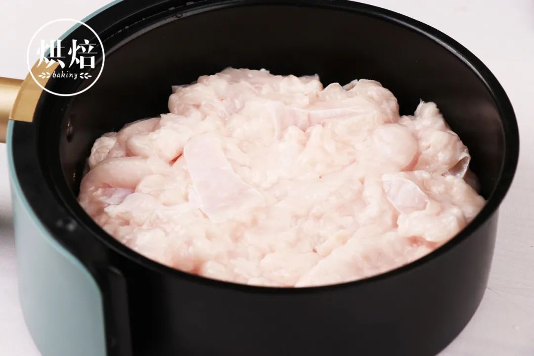 不用看火 不吸油烟 用这个方法炸猪油又白又香 放一年不变味