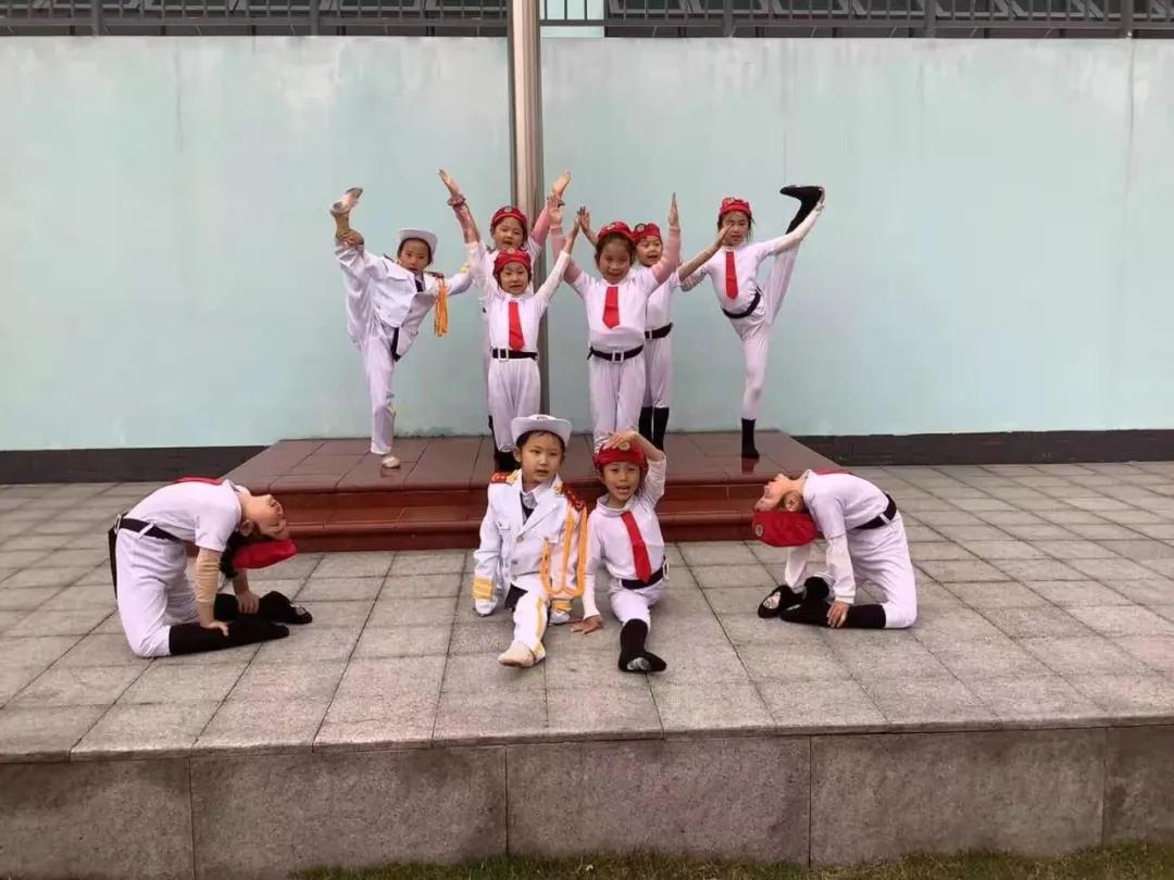 成都高新区朝阳小学“感恩生命”主题活动