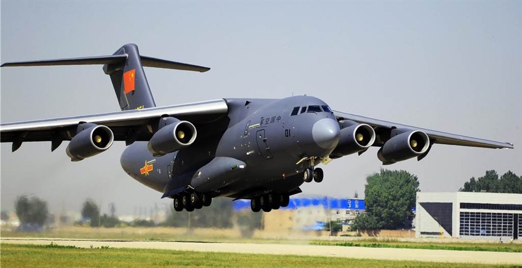 �й��������������Ϻ���������׷ײ��뱳��͸¶ʲô