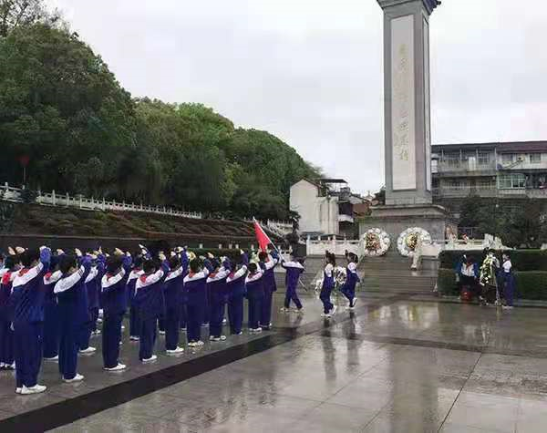 湖北英山出台七项措施创办人民满意教育