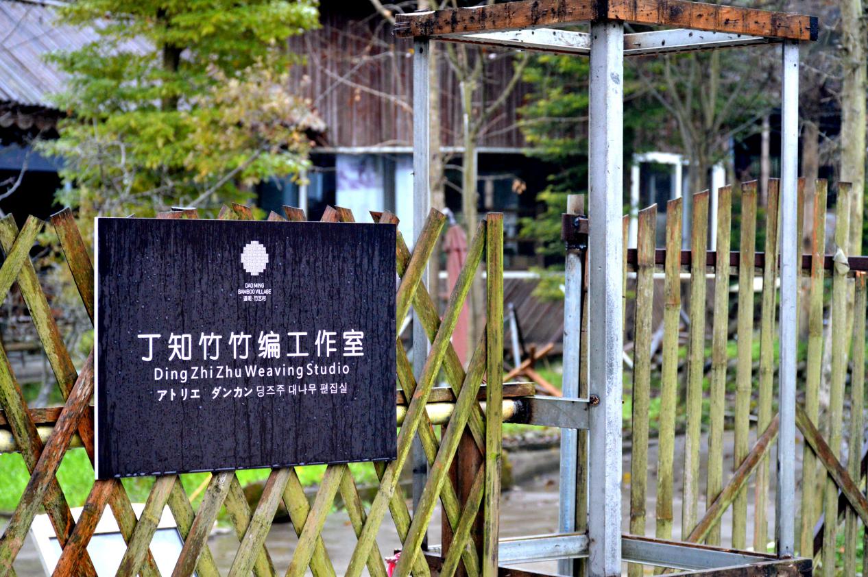 难得洒脱，和思皓X8大六座来一场说走就走的旅行