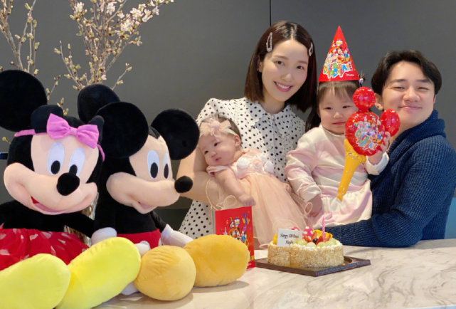 王祖藍大女兒唱冰雪奇緣插曲，展表演天賦，2歲還穿尿不濕引熱議