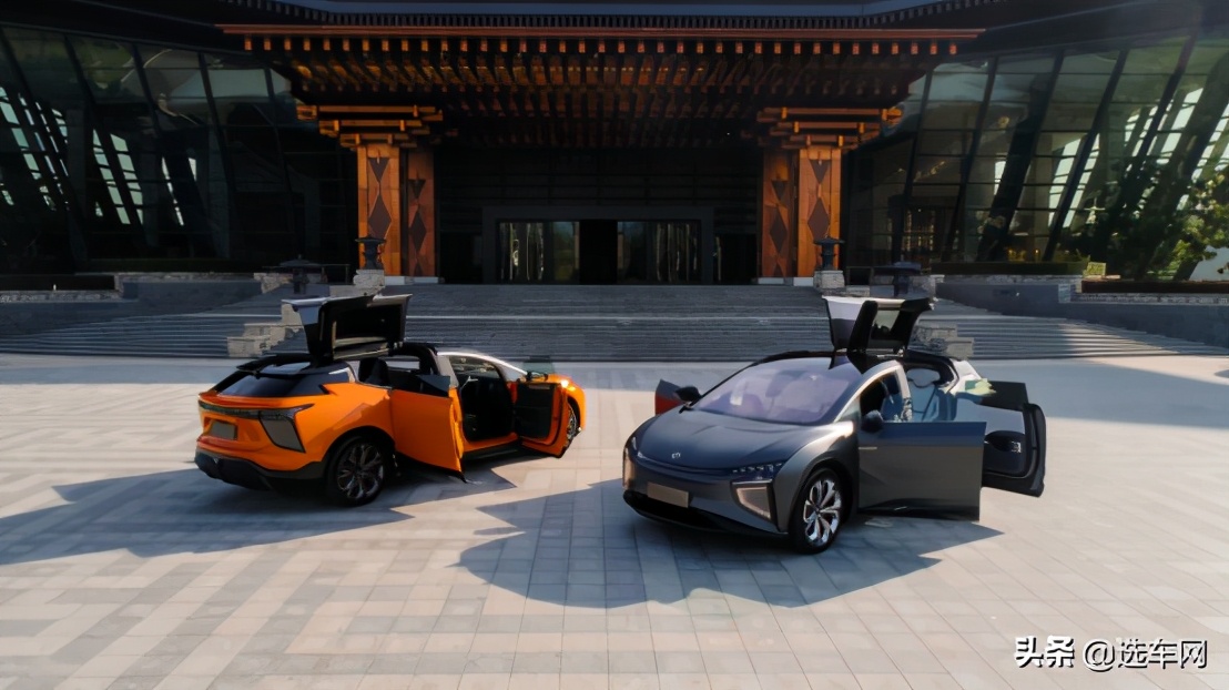 会“跳舞”的车 2020进博会抢鲜“探宝”HiPhi X
