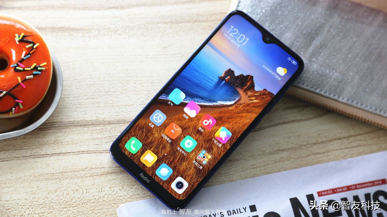 小米手机Redmi 8图赏：5000mAh超大型充电电池 18W快速充电髙速感受 699元起