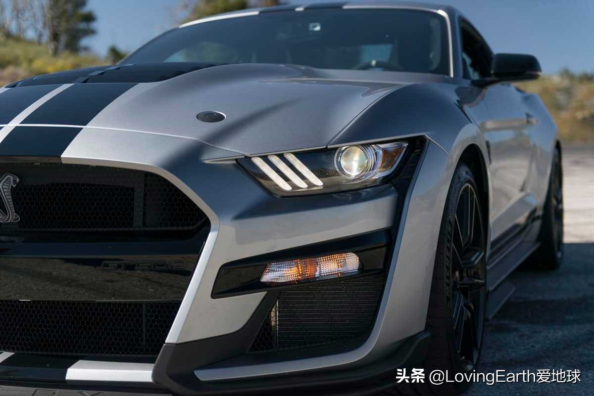 2020年福特野馬謝爾比GT500：一改以往美式肌肉車的操控
