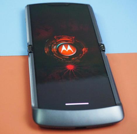 Motorola razr5g全面测评：真有用的折叠手机