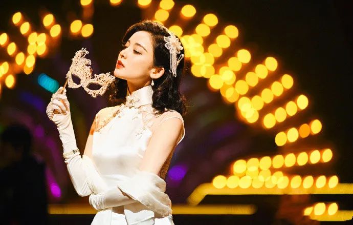 Graceful plunge into public praise of new theatrical work to be not protected, take change specially good effect cheap, audience evaluation: 