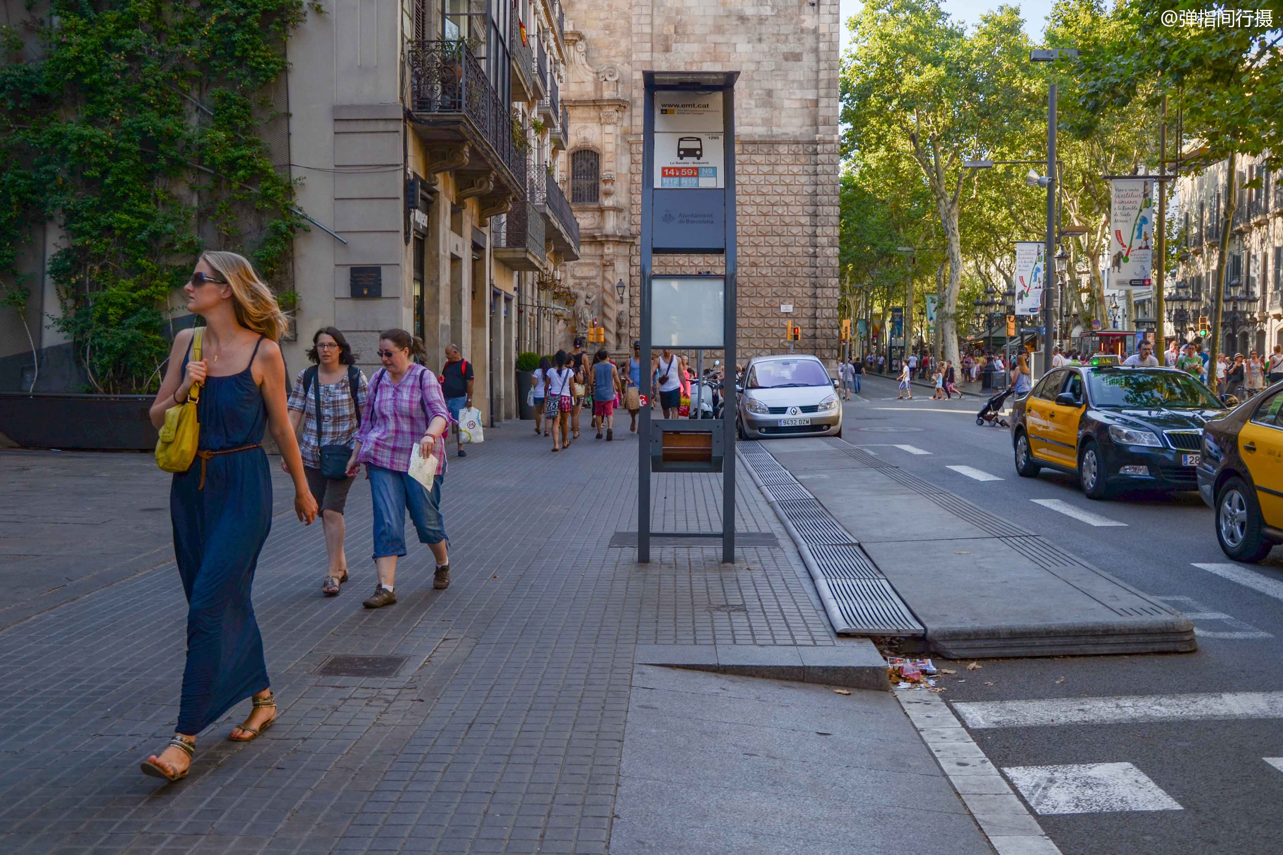 西班牙著名的“流浪者大街”，汇聚全球街头艺人，成一道别样风景