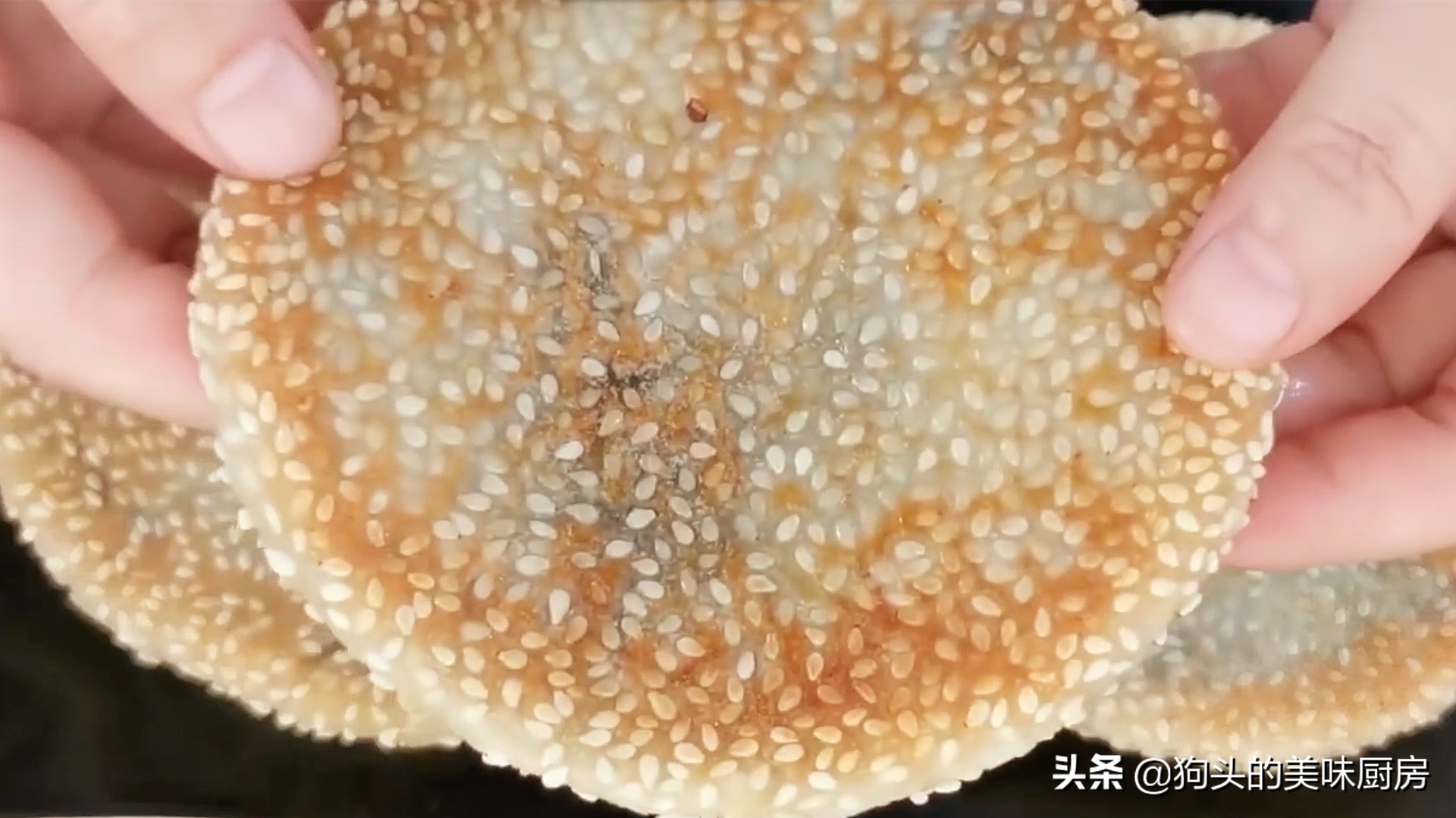 愛吃糯米粉的不要錯過，學會這樣做，外酥裡糯，香甜不粘牙