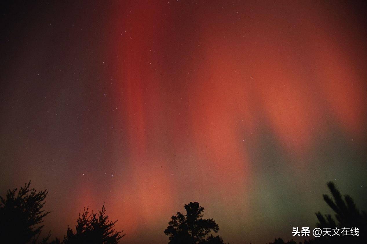 400年以前日本國天空中怪異的“鮮紅色標示”謎團得到處理