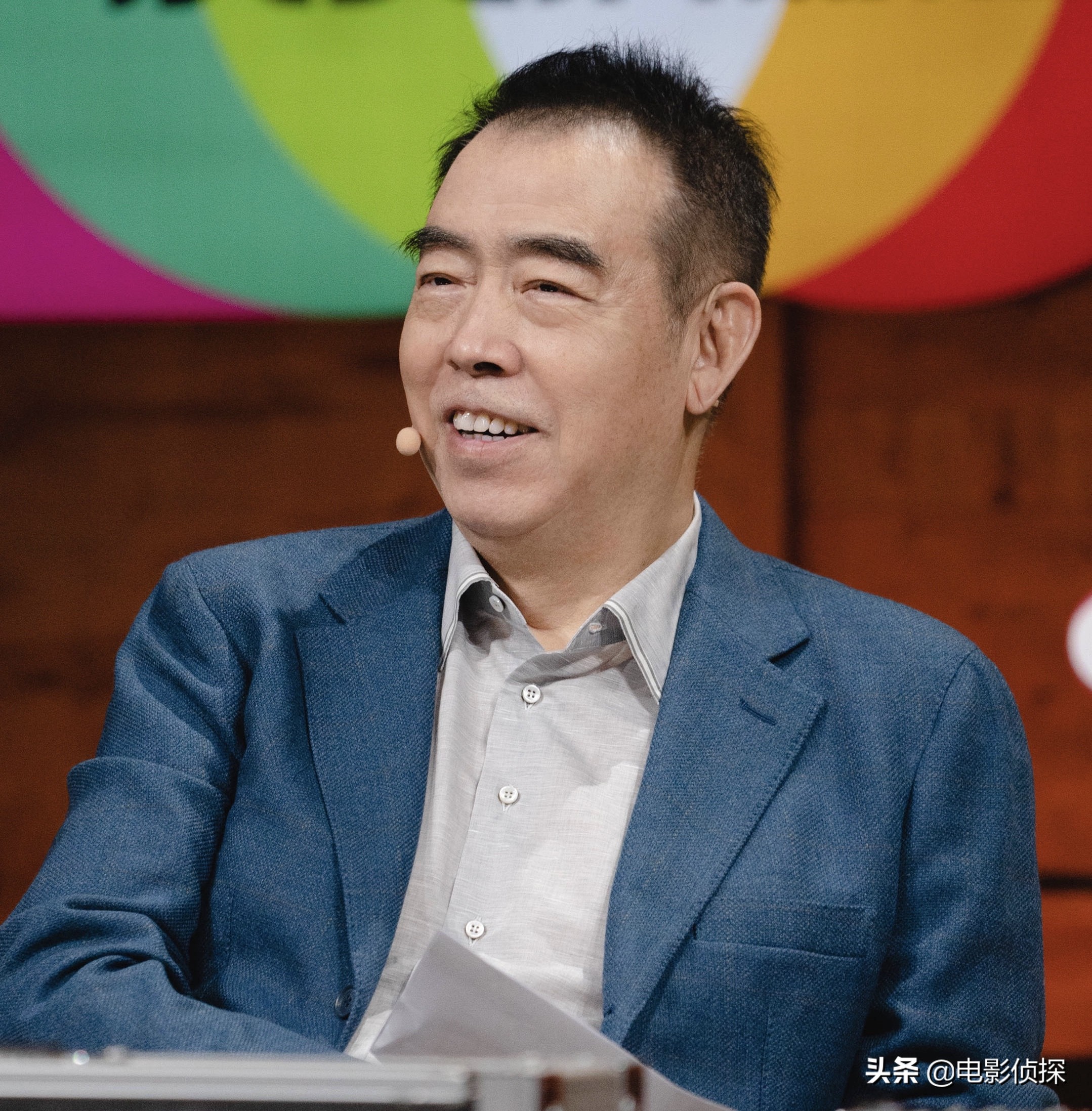 大鹏提议陈宥维拥抱搭档，现场粉丝强烈抵制，尔冬升当场发飙