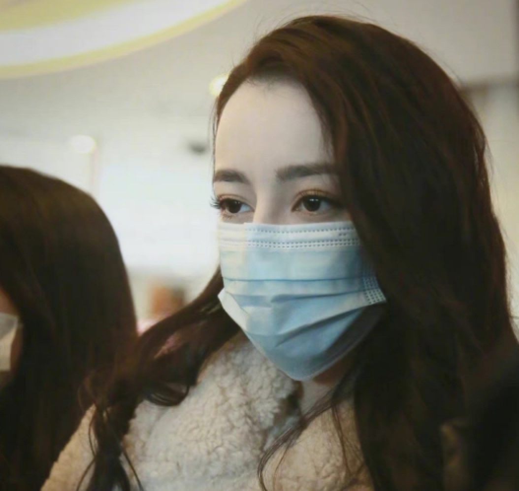 Spring late couplet discharges 10 top shedding to gather together, wang Yibo grows blain man not to lose star really, the desolate that become dragon shows a body