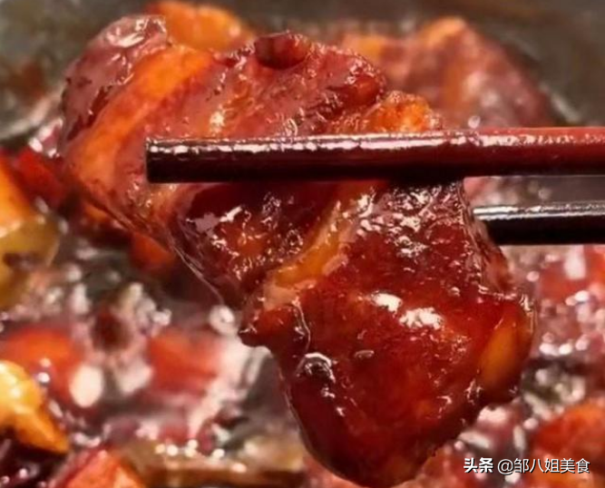 做紅燒肉，掌握3個竅門，出鍋后香味濃郁，色澤紅亮，軟糯不柴