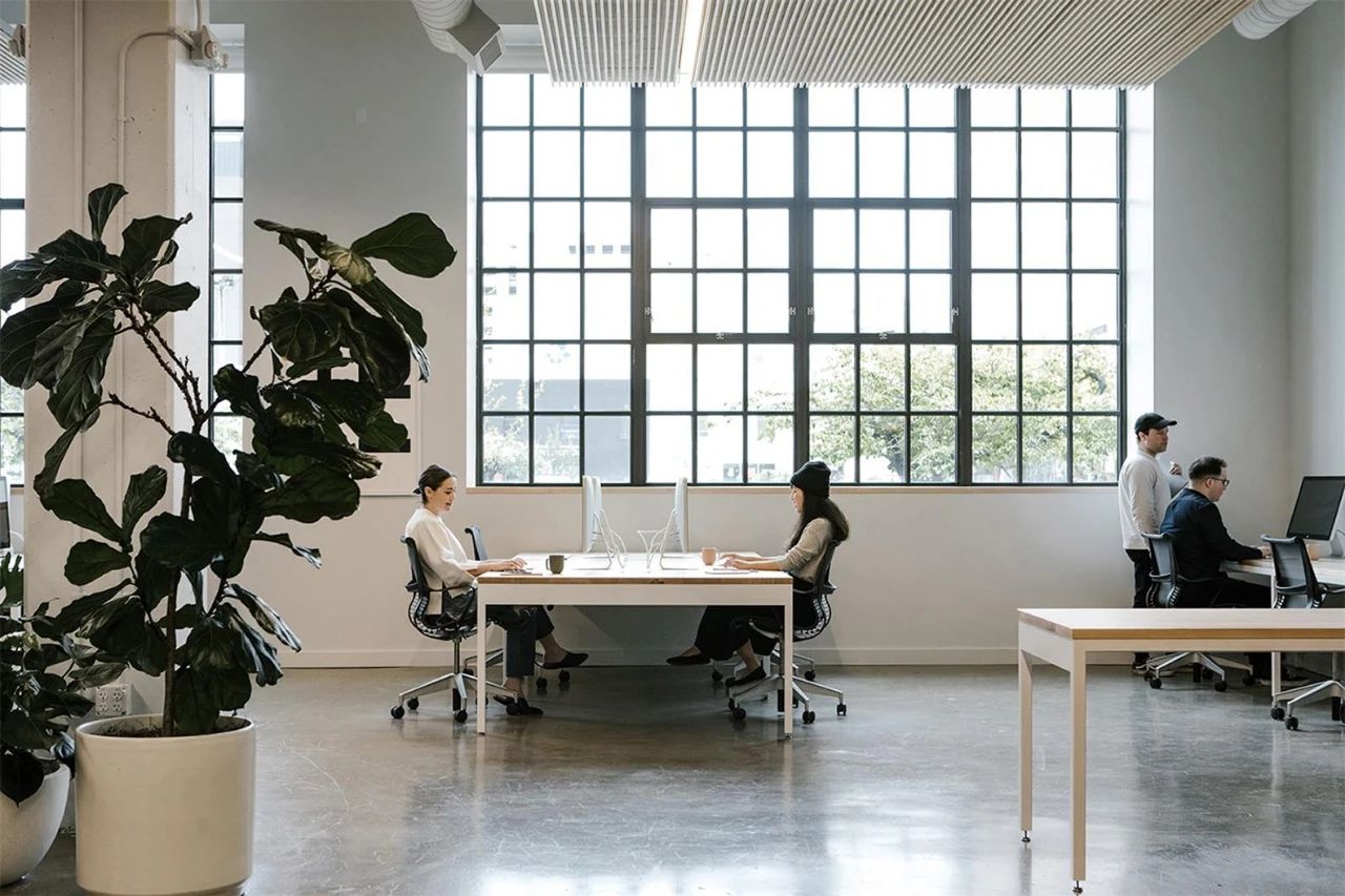 2021现代化办公室装修的5种流行风格，第三深受年轻人们的喜爱