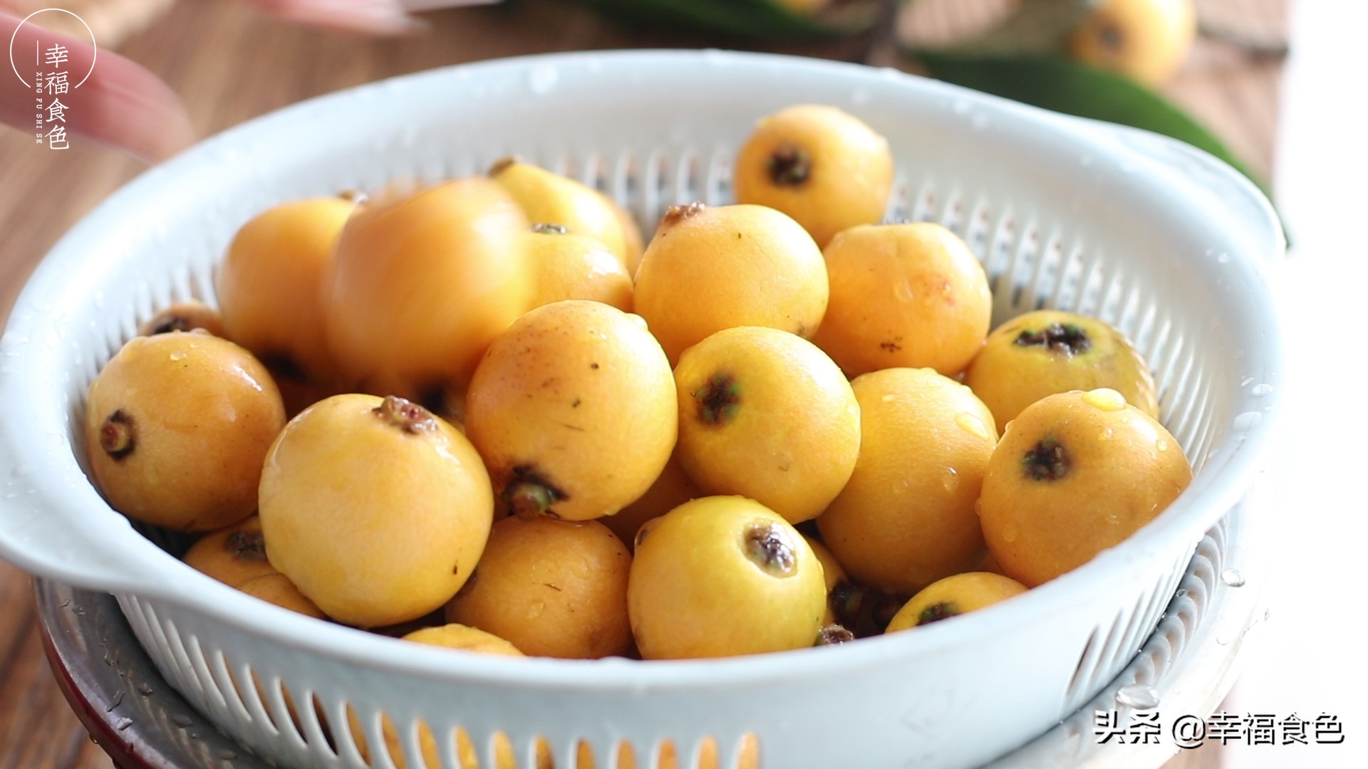 教你在家自制枇杷膏，天然工序小火慢熬，清爽润甜喝不够