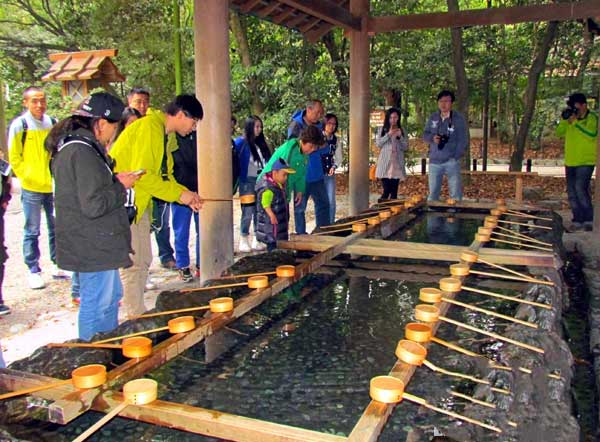 日本琦玉助威北京国安足球队亚冠赛（图）