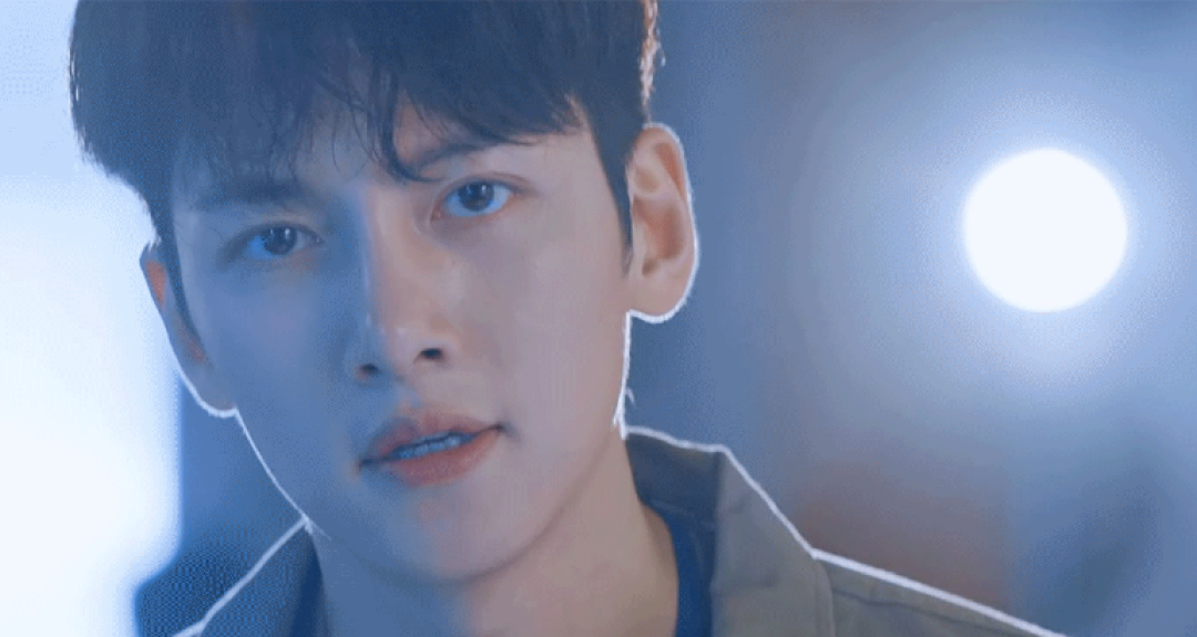 批评女明星发胖的时候，也请注意我国男星灾难