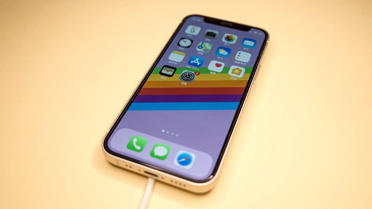 1.Magsafe新选择-ESR亿色磁吸无线充