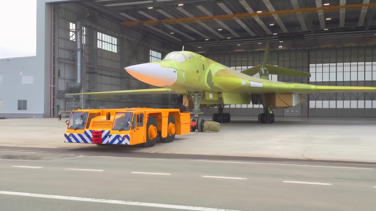 下一代轰炸机迟迟不来，俄罗斯图-160战略轰炸机