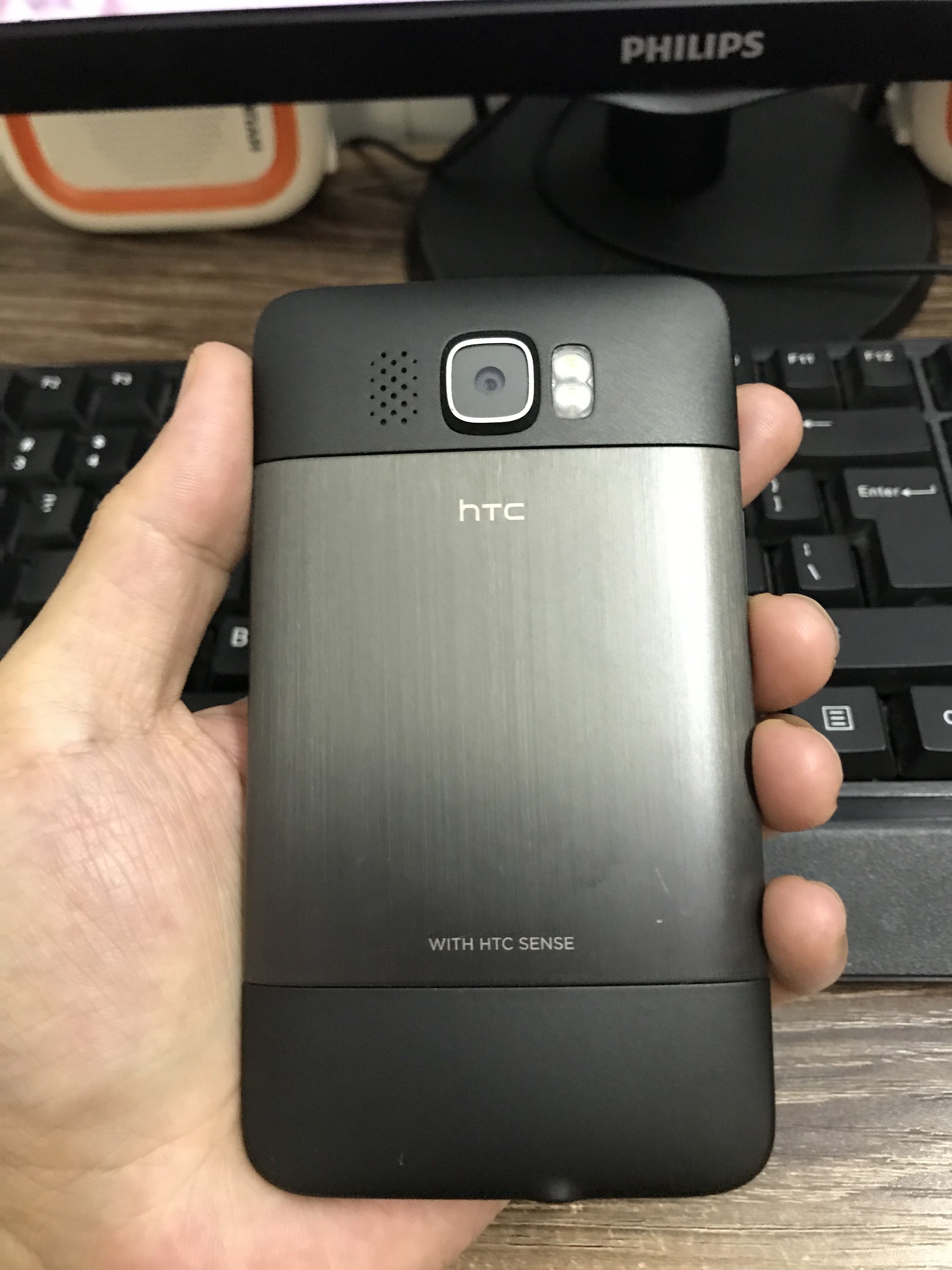 HTC巅峰之战的型号-HD2