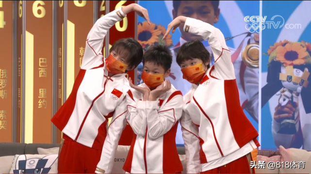 神仙打架!全红婵被张家齐反超一脸紧张,为她0水花鼓掌,俩10分决胜