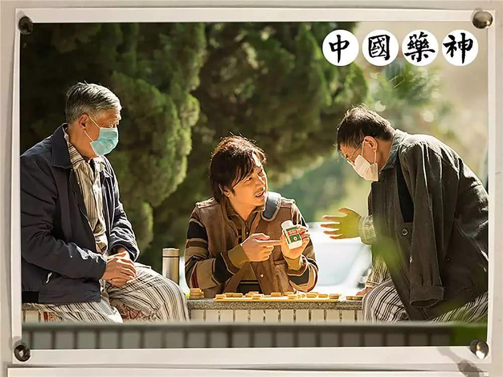 江苏女首富钟慧娟，白手起家身价过千亿，日均进账2.43亿