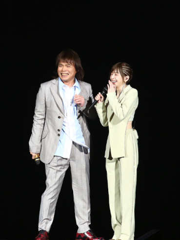 39岁王心凌身材太好！蚂蚁腰竹竿腿好吸睛，皮肤白嫩似18少女