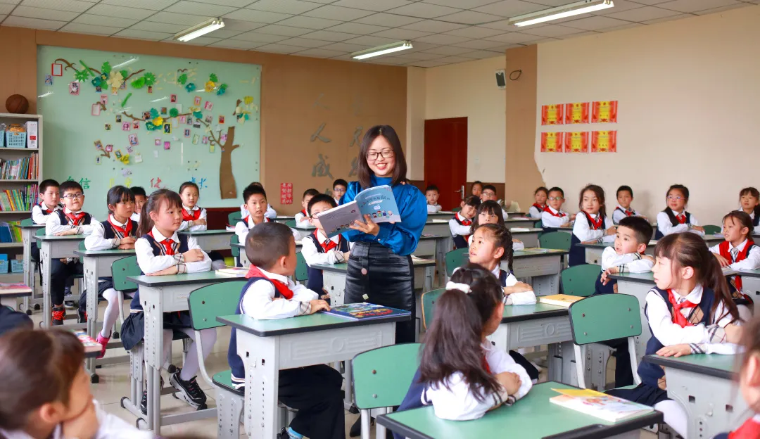 成都市双流区棠湖小学阅读课程｜阅读，悦心，约未来
