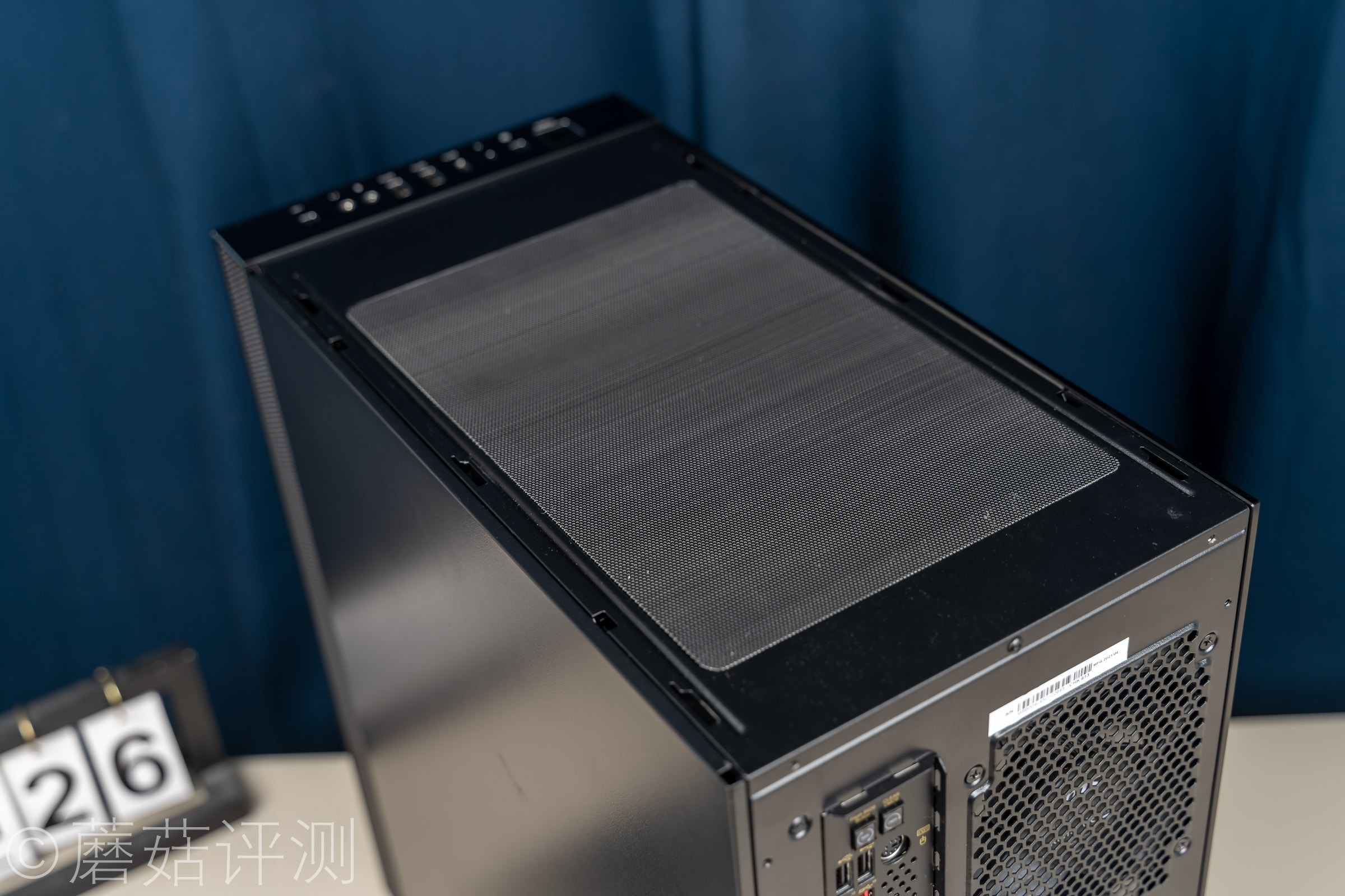 原来整机还可以这样装！微星MAG幻彩佩龙斧I9 10900K主机 拆解评测