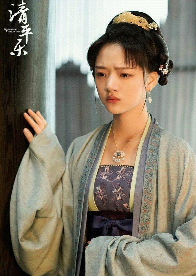 《清平乐》主角们发结局感言，江疏影：怎么捧都不红女演员的独白