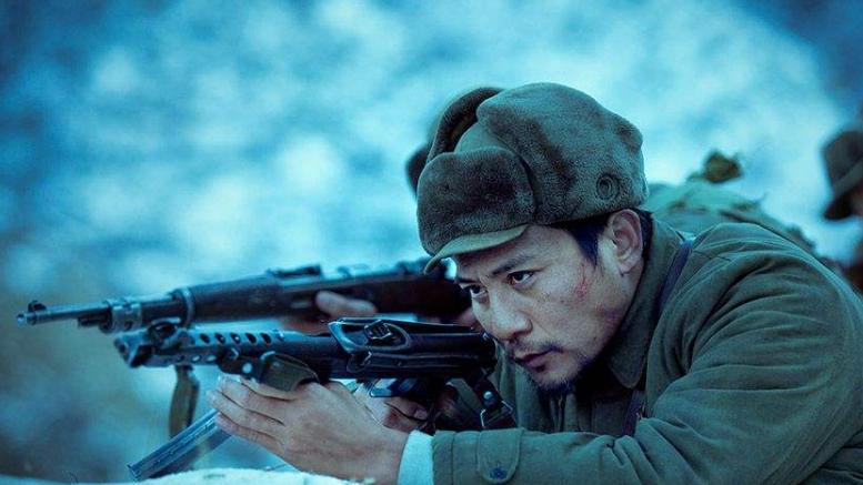 南朝鲜军一个团进至鸭绿江边，朝中国境内开炮，毛泽东：务必全歼