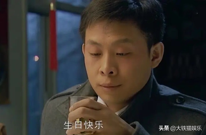 求求導演們來趟凡間吧，國產(chǎn)劇盡是卡里只剩100萬的“窮人”了