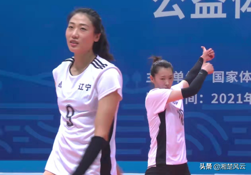 女排比赛首轮印象，三场打五局，欢笑与泪水纷