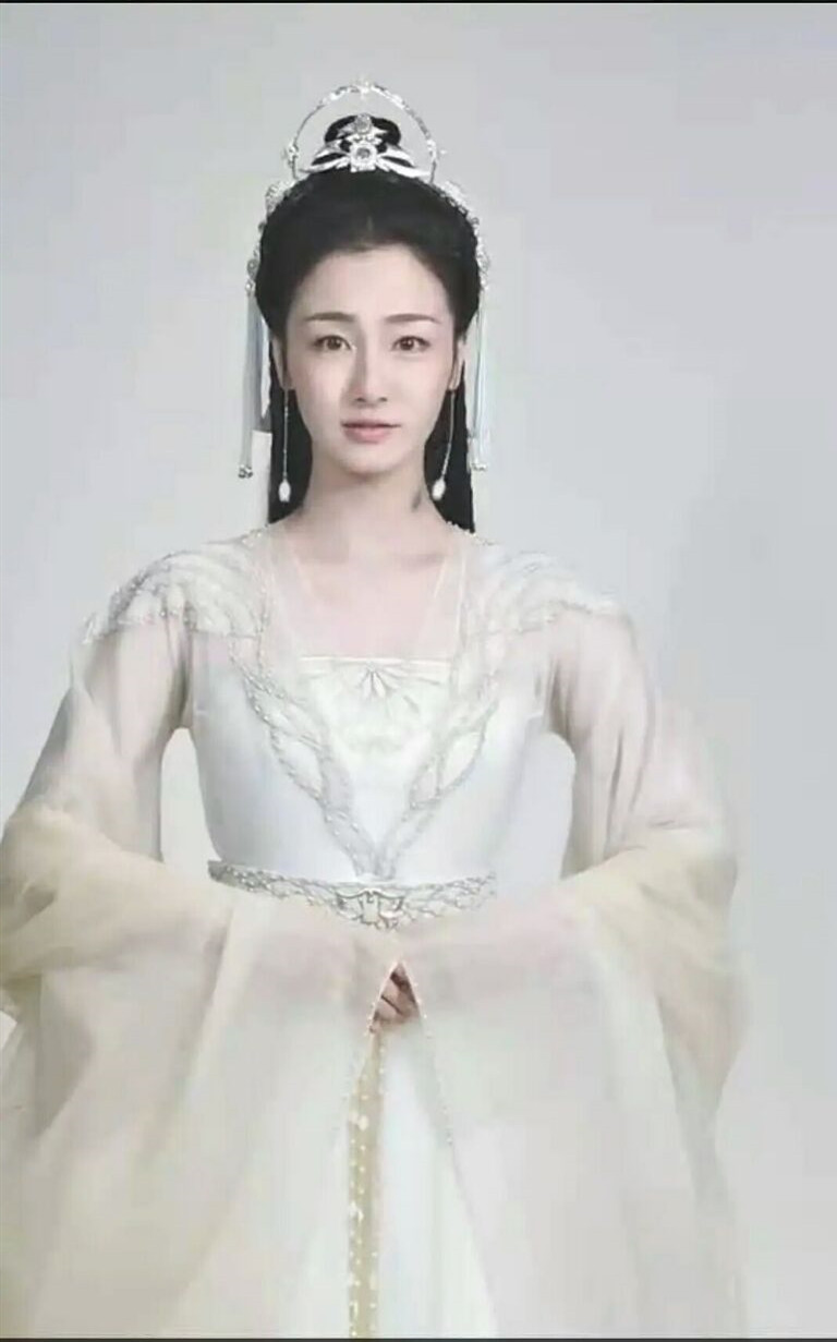 It is Yang Zi is saved, be still the Jing Tian that rip cake, Xie Qing? Statement of combination of actor cruel, joyous luck is how to return a responsibility