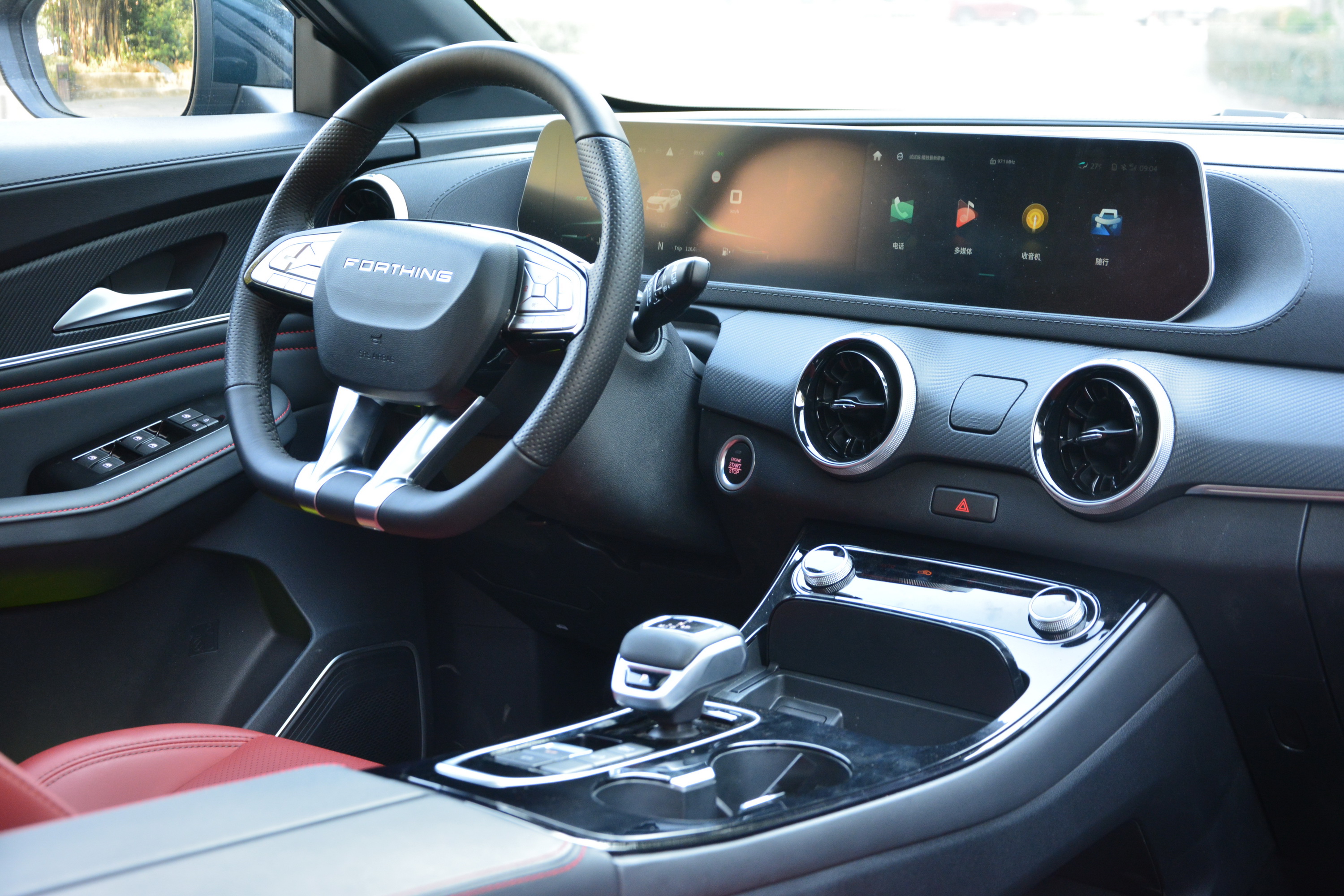 颜值与才华兼具 试驾东风风行t5 evo