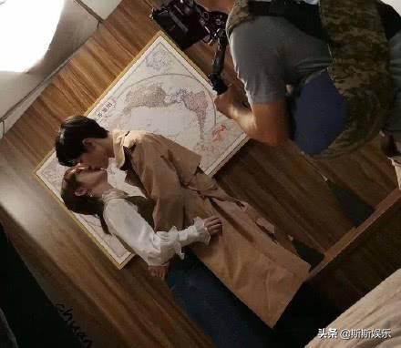 当红小生的荧幕初吻，肖战给了李沁，和杨紫被