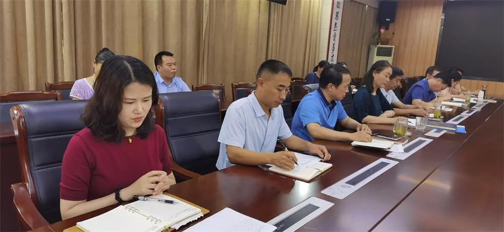 信阳市检察院召开政法队伍教育整顿领导小组 “回头看”工作部署会
